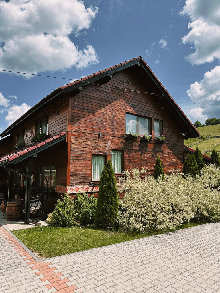 Casa cu Brâu