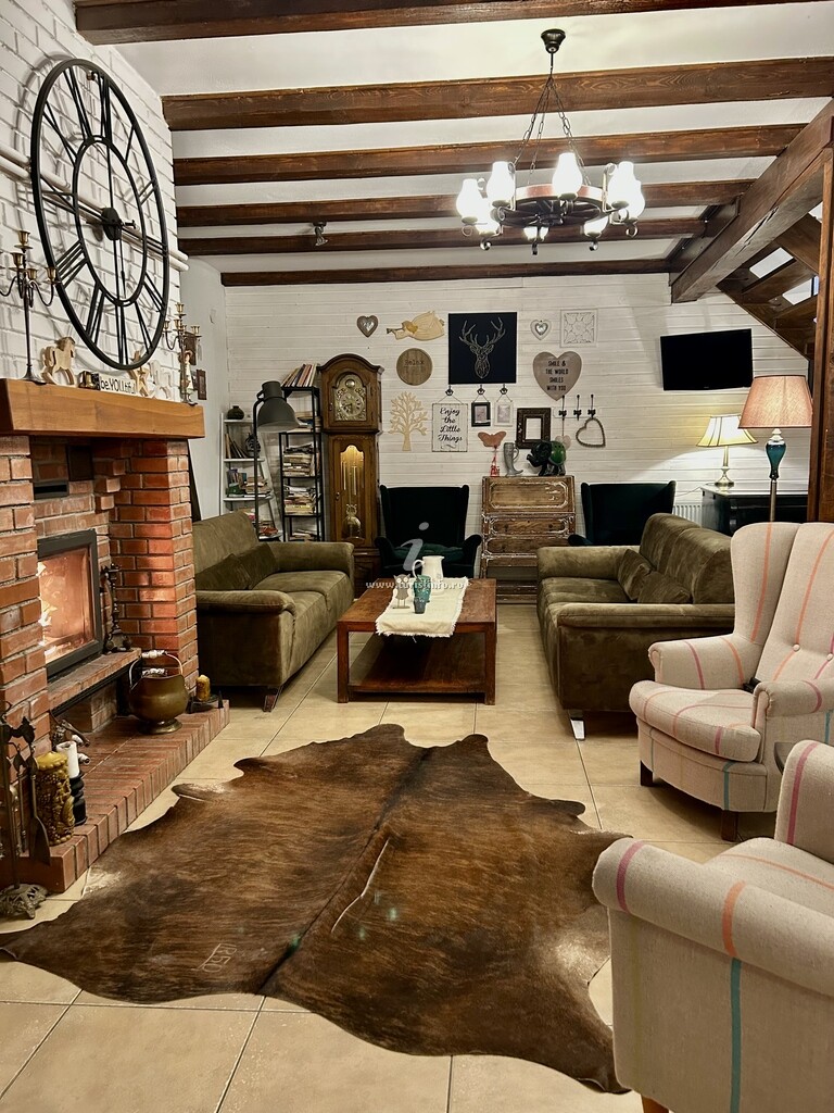 Casa cu Brâu