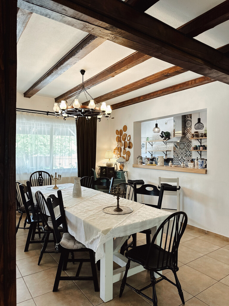 Casa cu Brâu