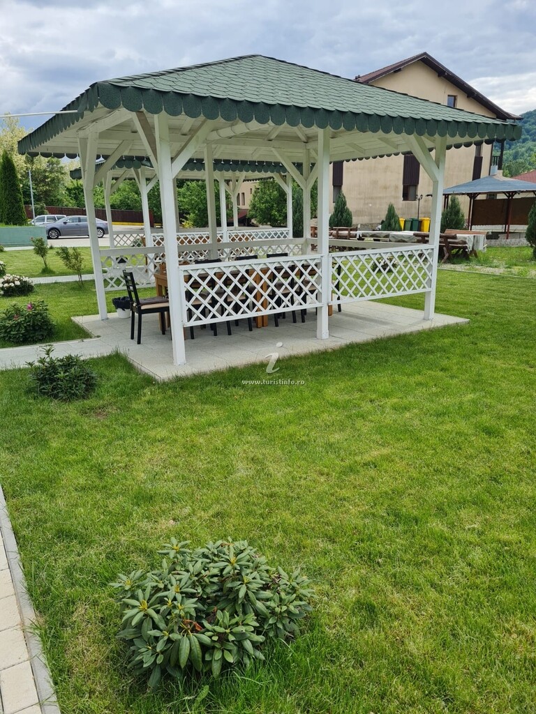 Pensiunea Akad