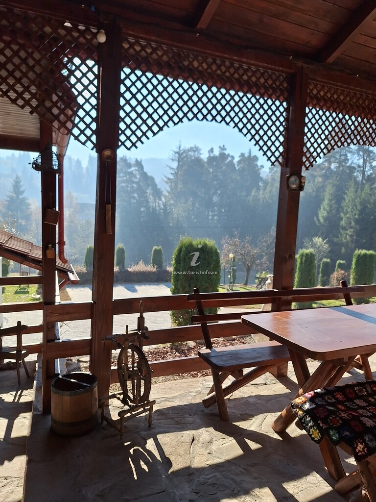 Casa de vacanță Colina cu Brazi