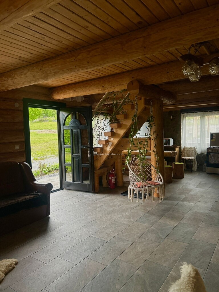 Cabana Karoly