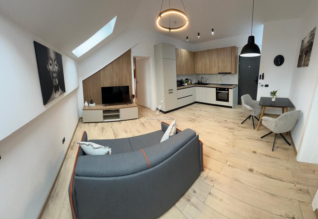 Apartamente City South