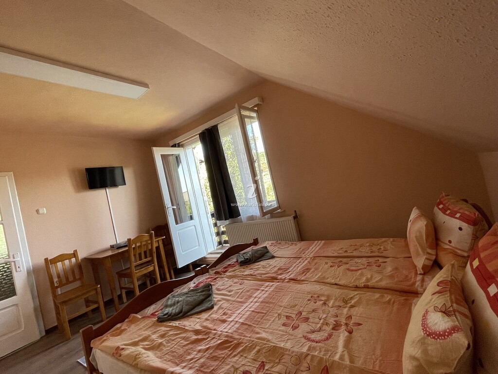 Casa Naomi
