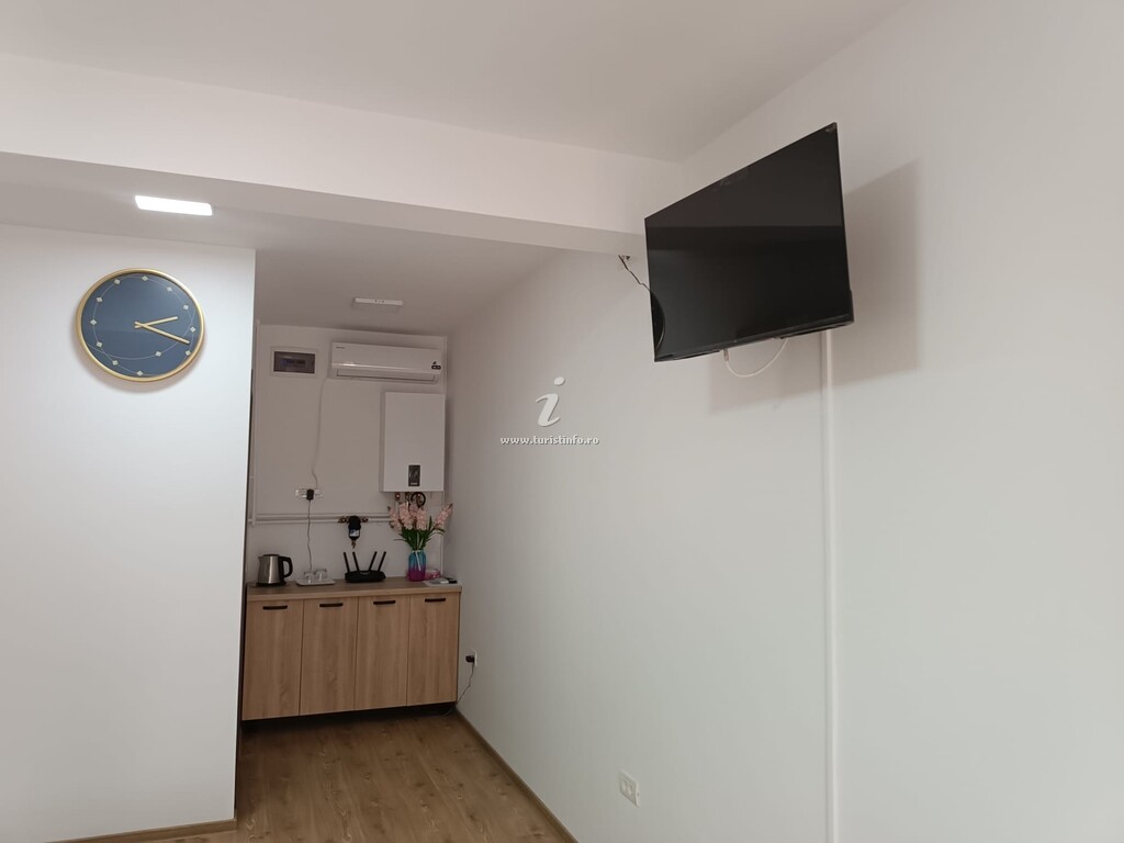 Camere de închiriat Angela
