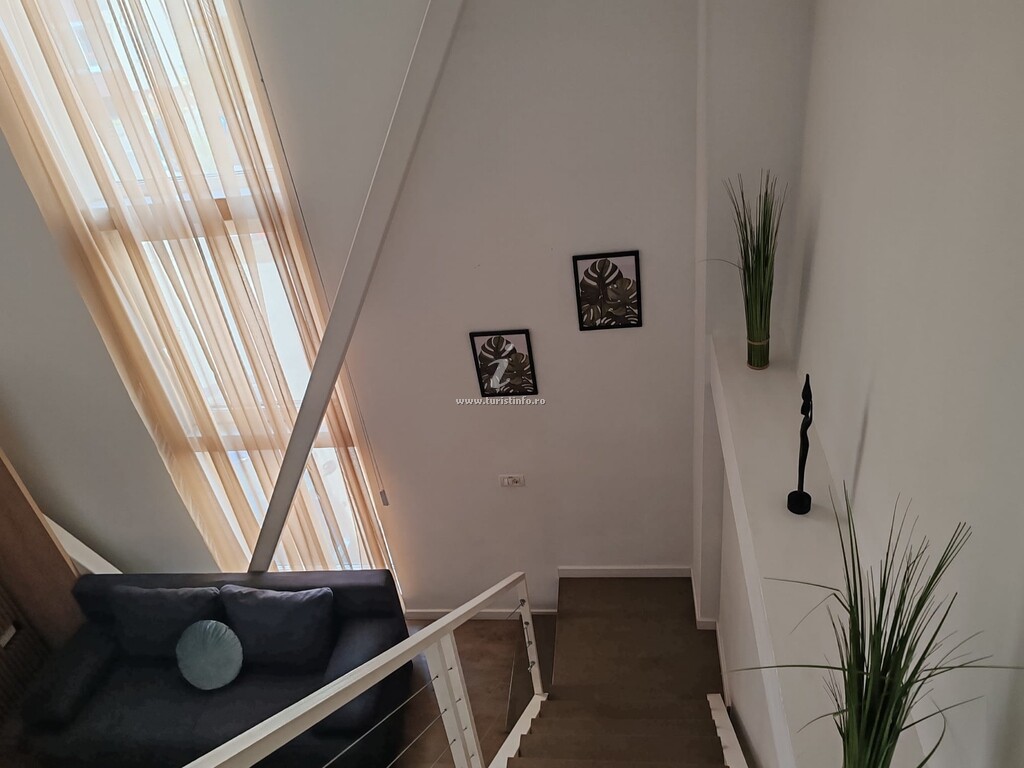 Complex Friends Residence