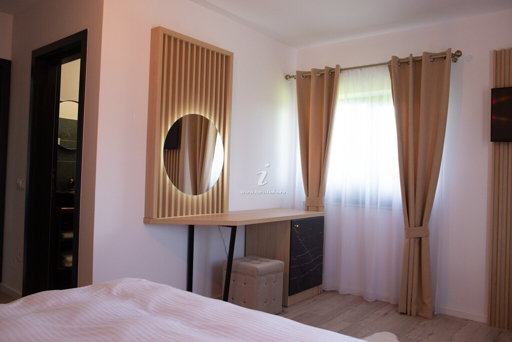 Camere de închiriat Mera House