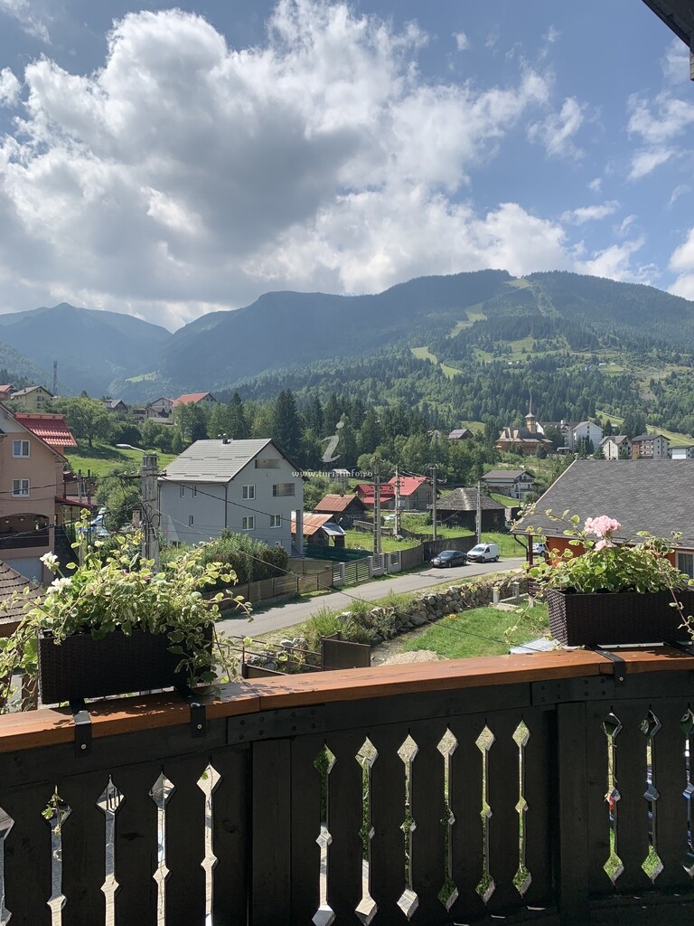 Camere de închiriat Poarta Maramureșană Complex Turistic