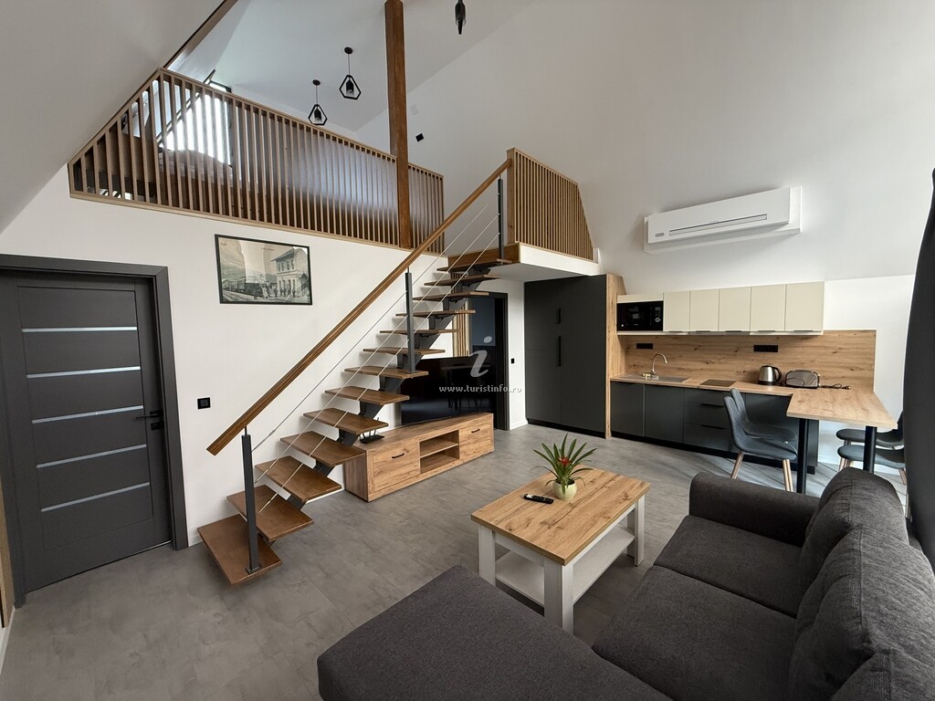 A-frame Diamond Hill Houses