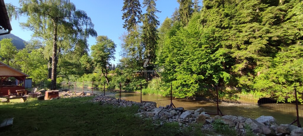 Casa de vacanță Casa de Oaspeți Olt - Part Vendeghaz