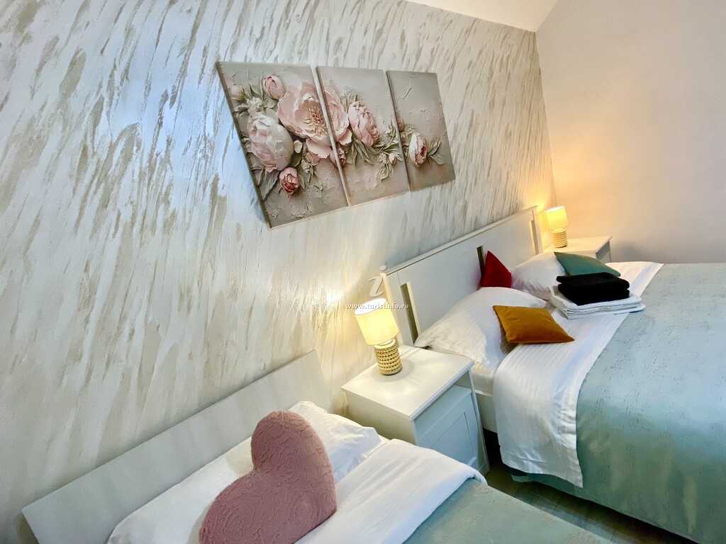 Apartament Suveranii