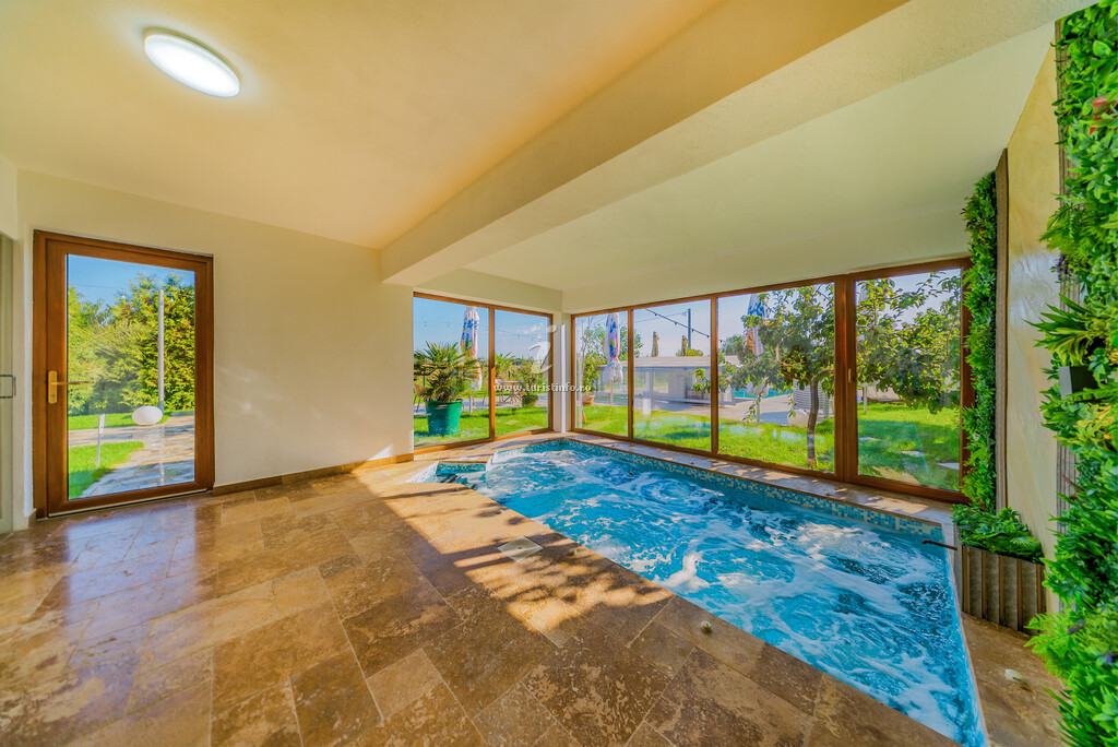 La Casa Blanca