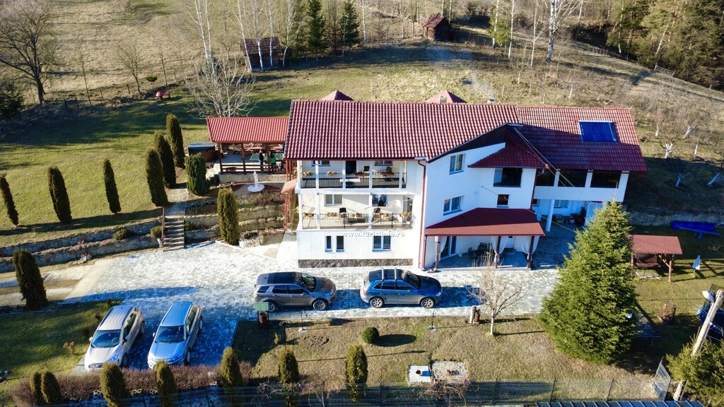 Casa de vacanță Colina cu Brazi