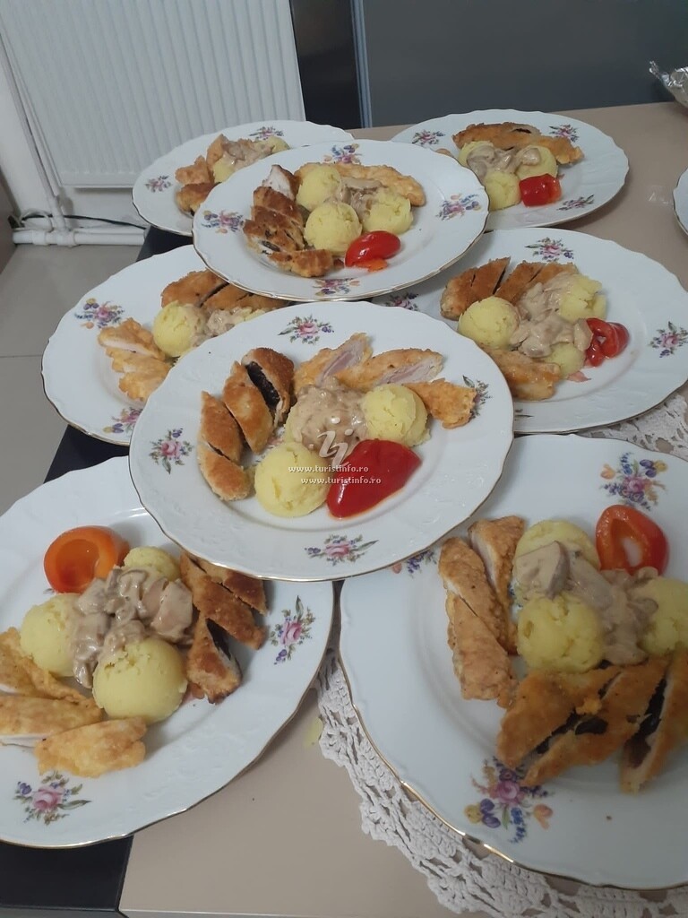 Pensiunea Colț de Rai