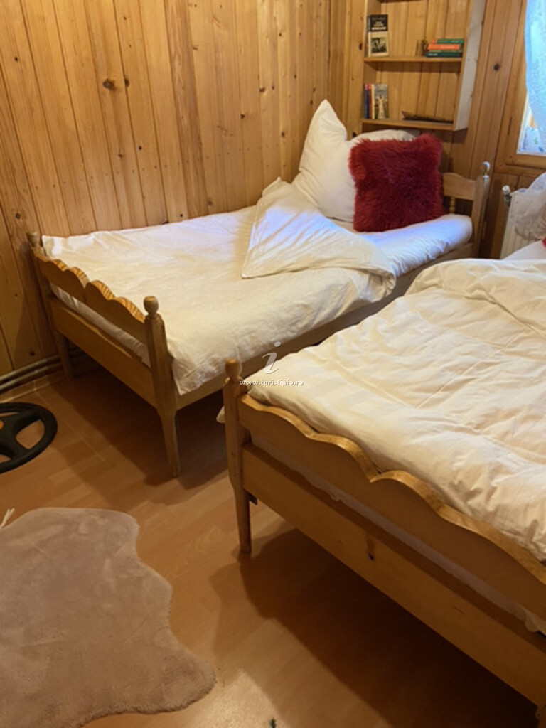Camere de închiriat Casa cu Brazi