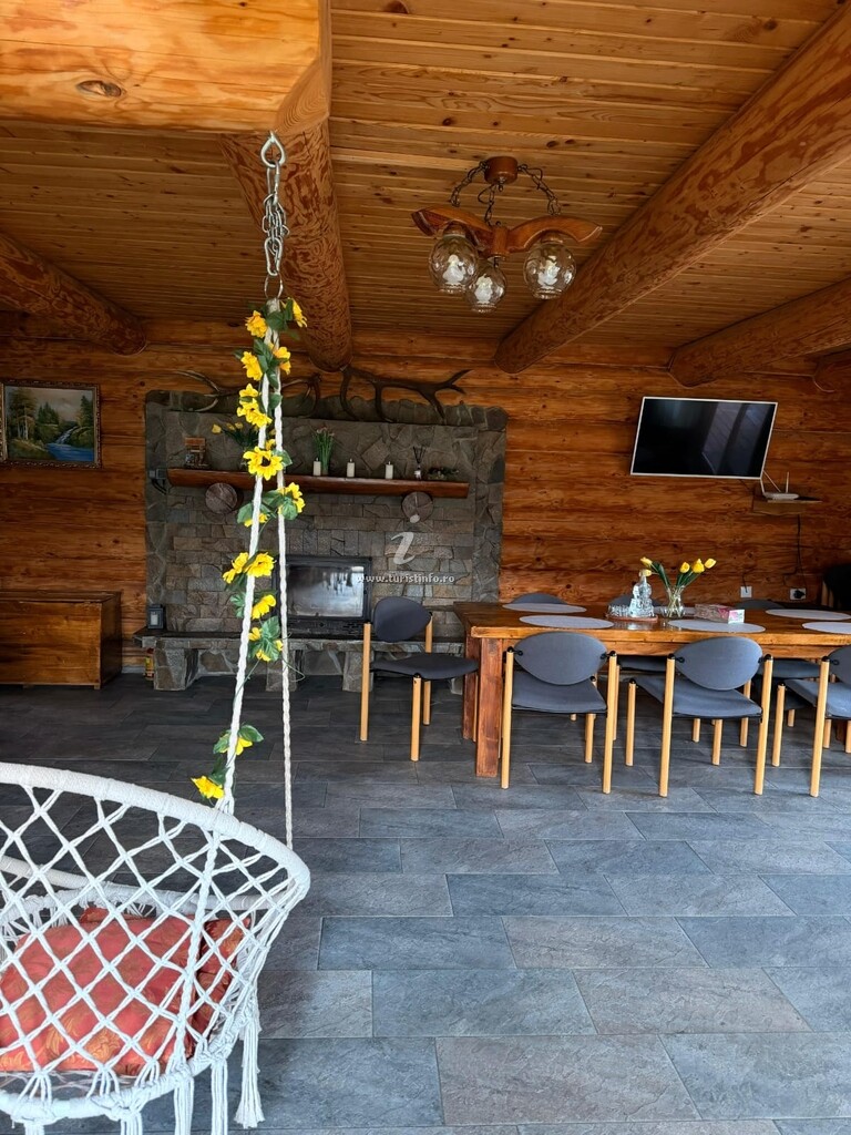 Cabana Karoly