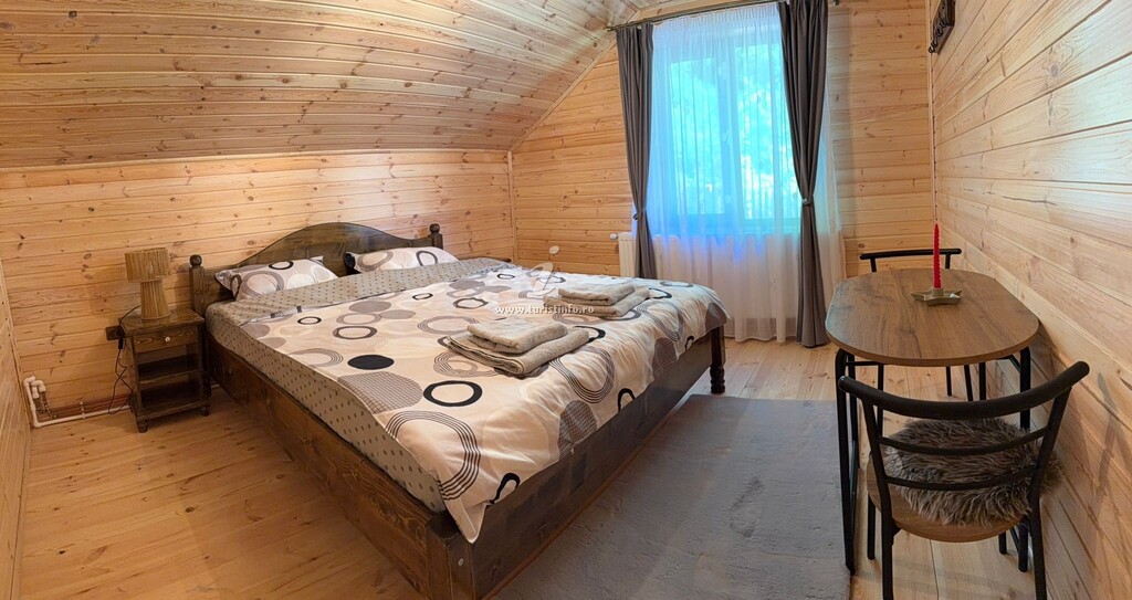 Cabana din Valea Streiului
