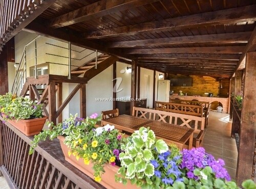 Camere de închiriat Casa Happy