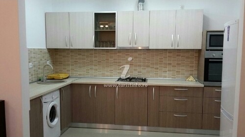 Camere de închiriat Casa Happy