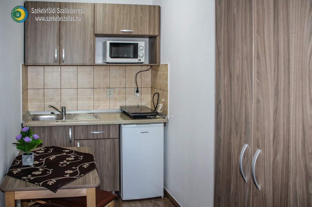 Cabana Andrea Sóháti Kulcsosházak