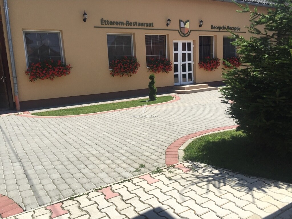 Pensiunea Lăcrămioara