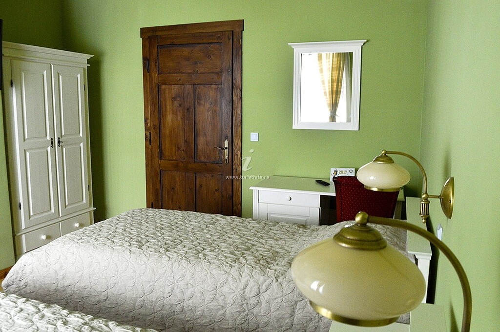 Aronson Villa