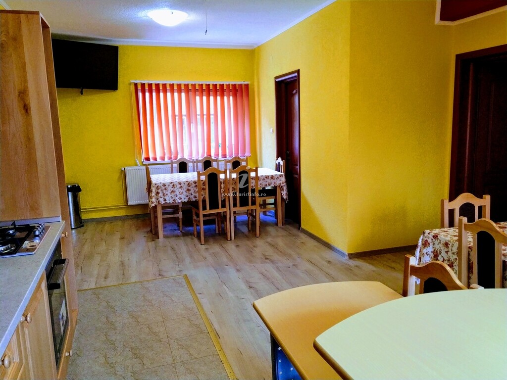 Casa Venesis House