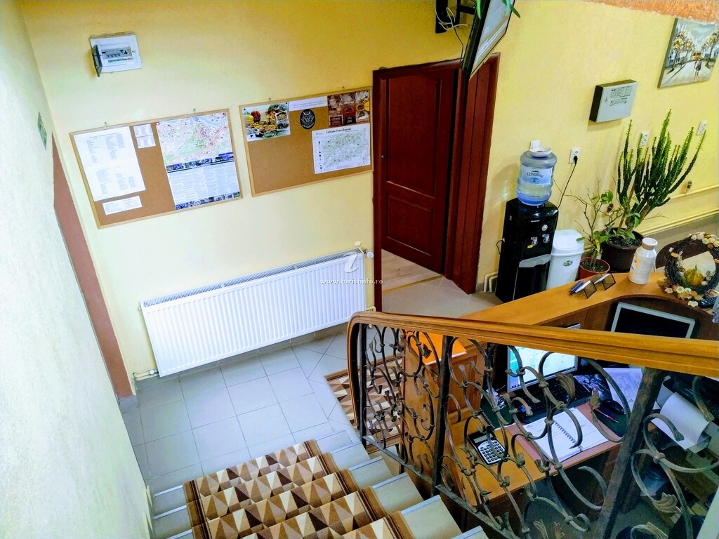 Casa Venesis House