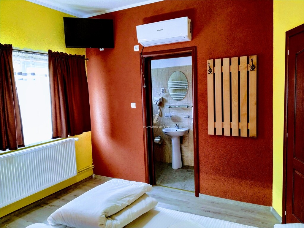 Casa Venesis House
