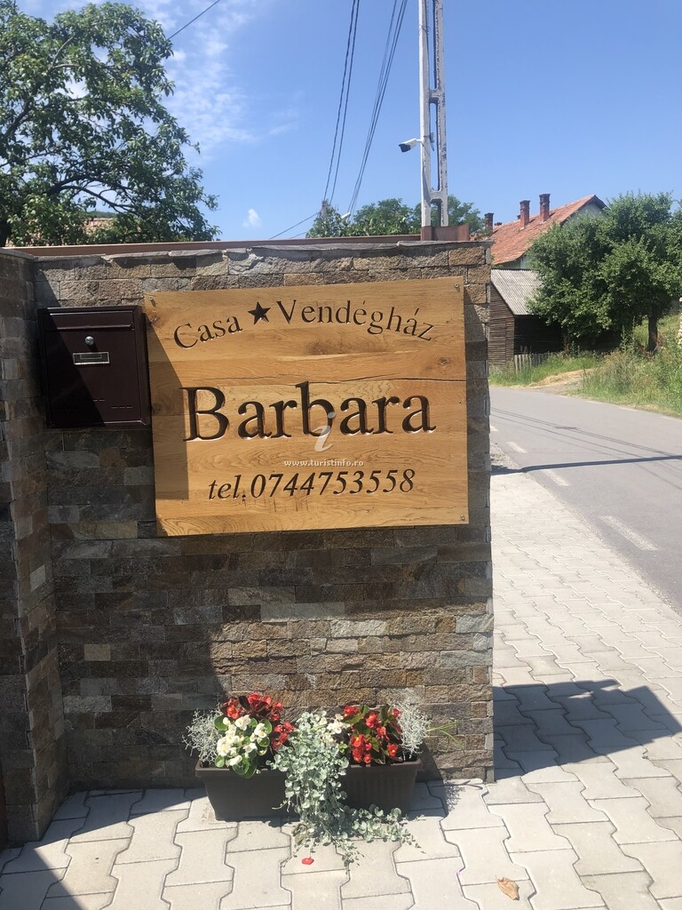 Camere de închiriat Casa Barbara