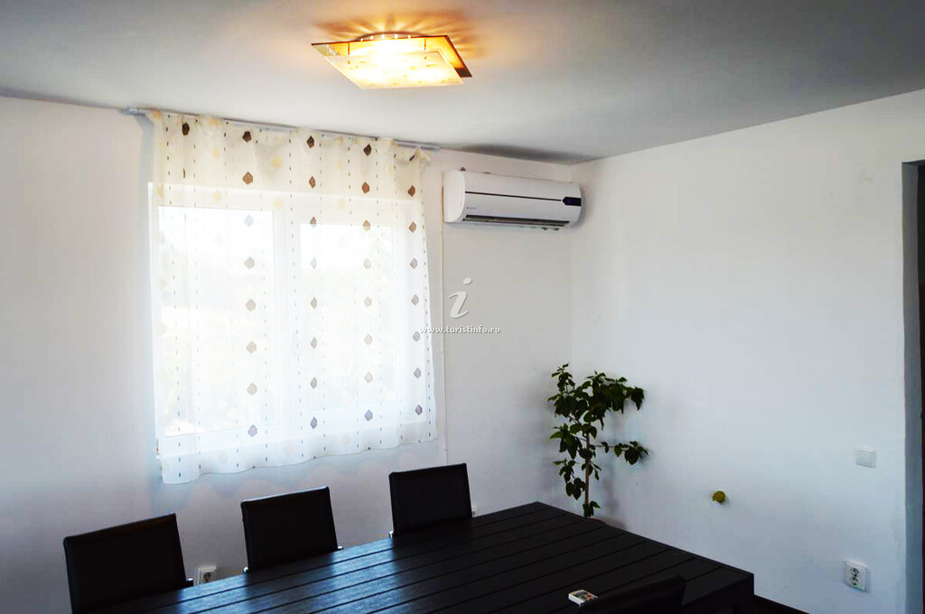 Camere de închiriat Casa Zelezneac