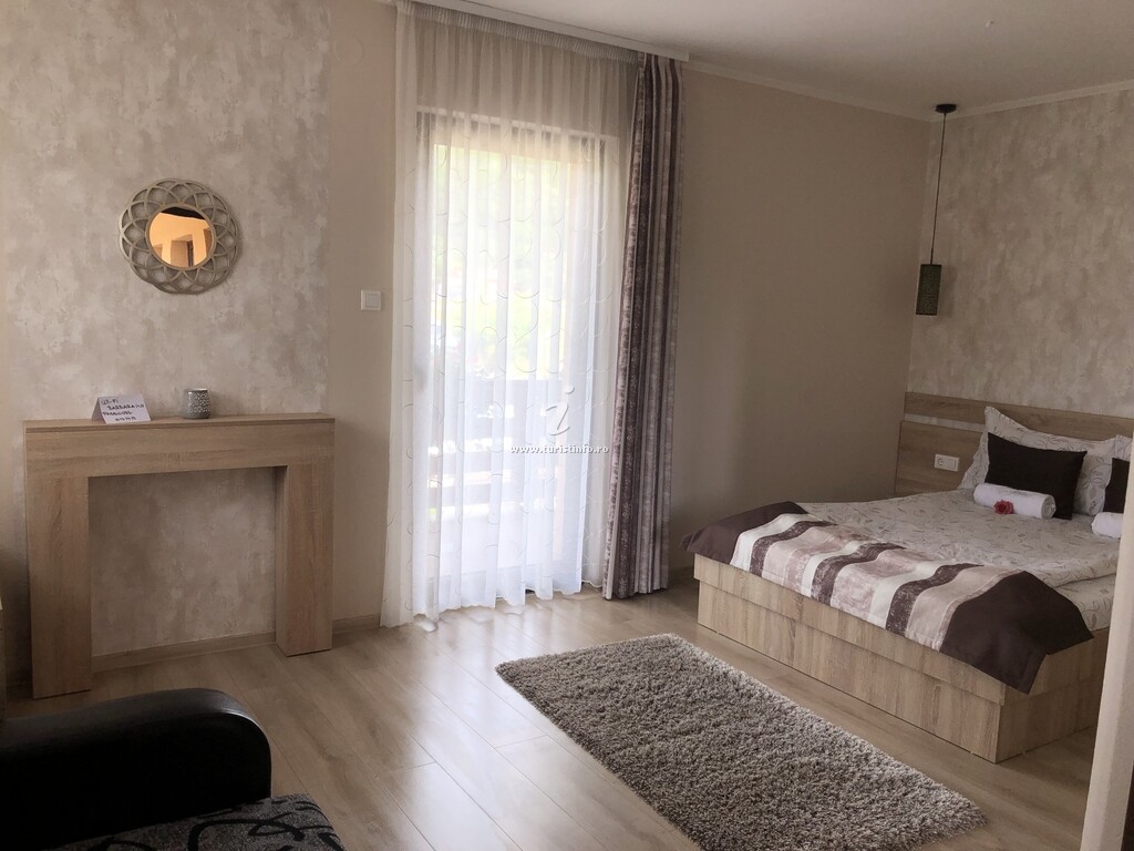 Camere de închiriat Casa Barbara