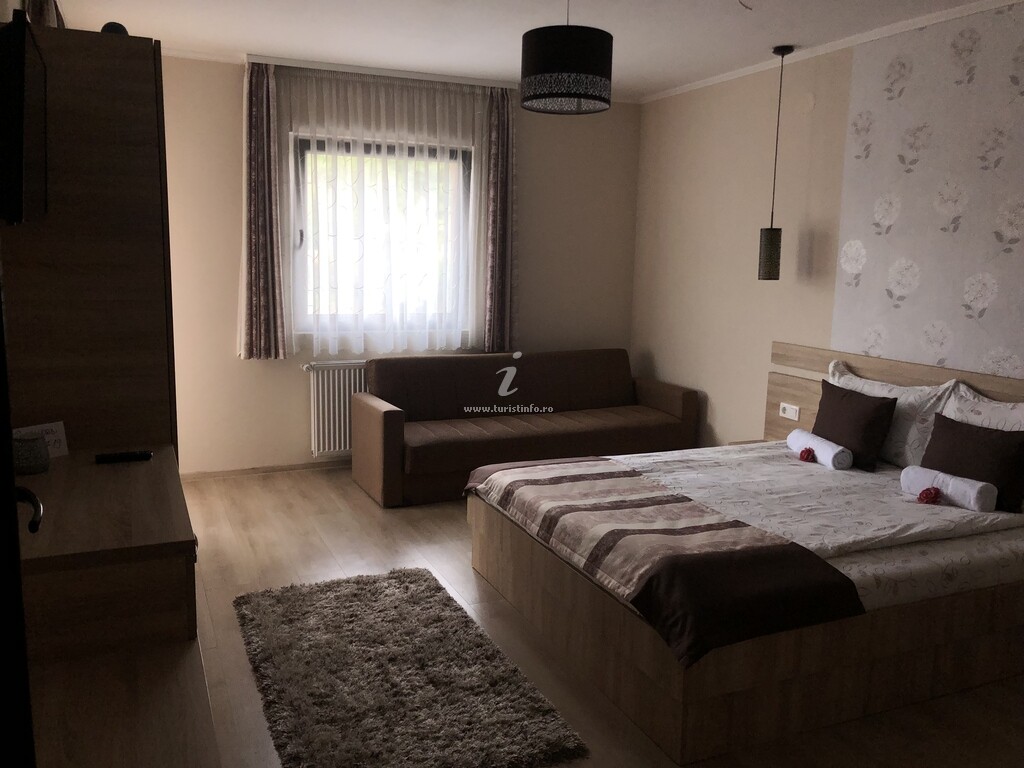 Camere de închiriat Casa Barbara
