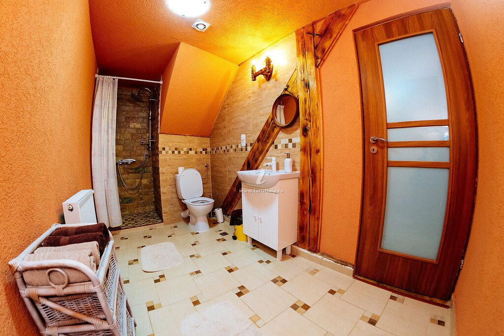Camere de închiriat Casa Moldo