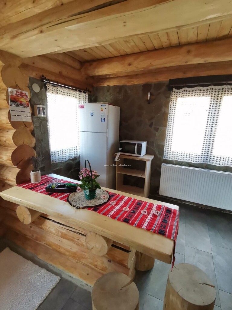 Cabana Karoly