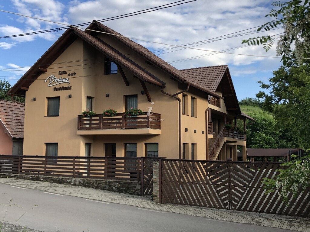 Camere de închiriat Casa Barbara