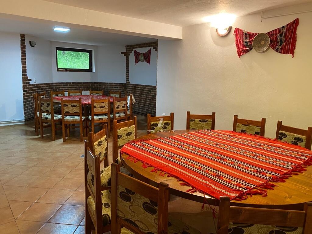 Cabana Cremenea
