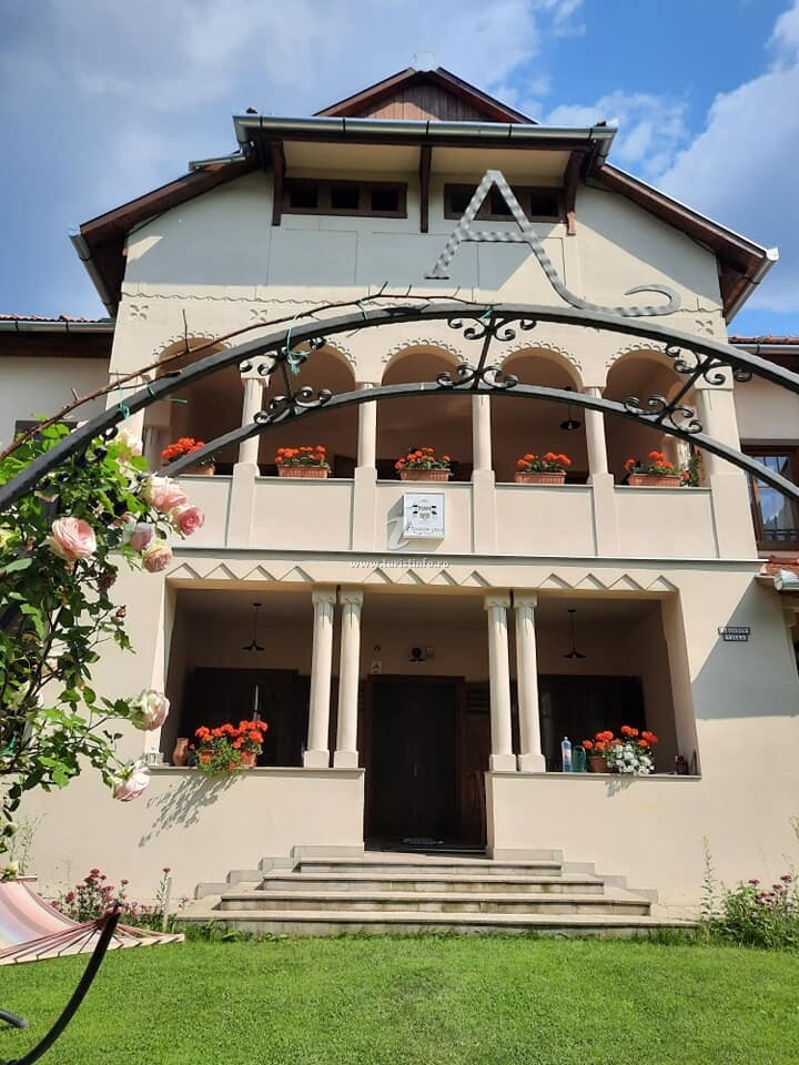 Aronson Villa