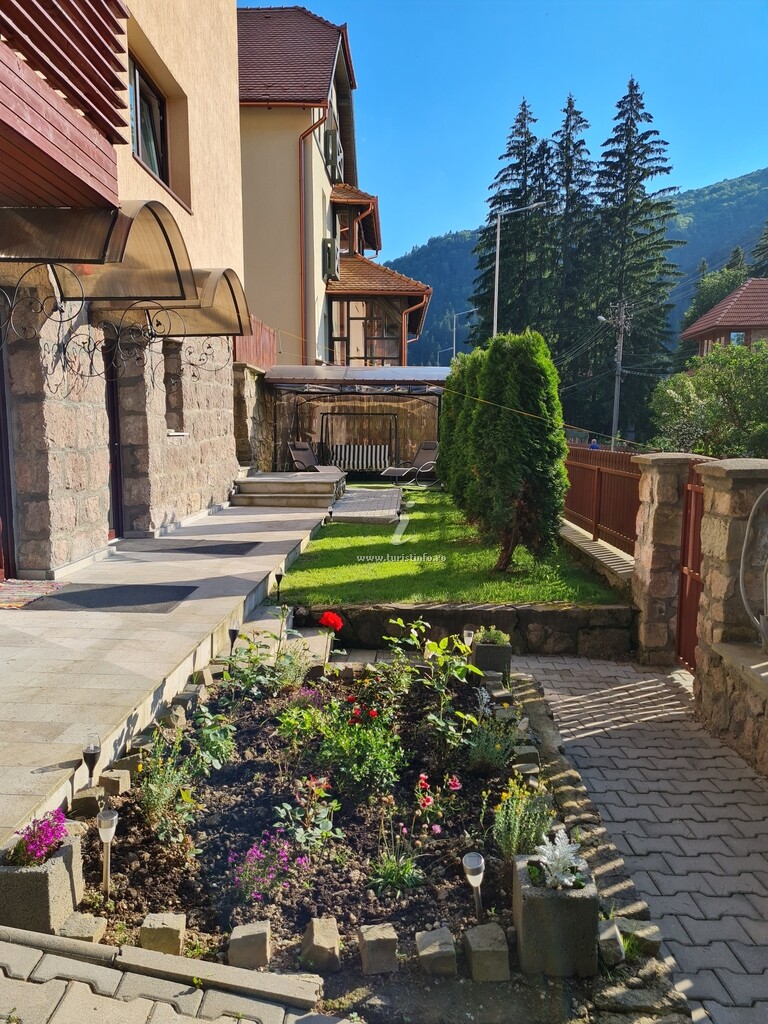 Pensiunea Sara 2