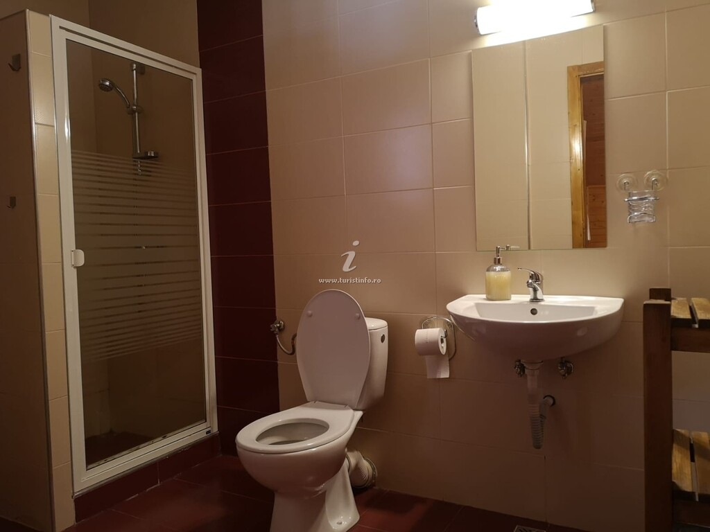 Casa de vacanță dintre Brazi