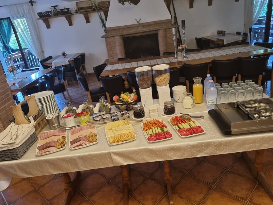 Pensiunea Agroturistică Hanul din Pădure